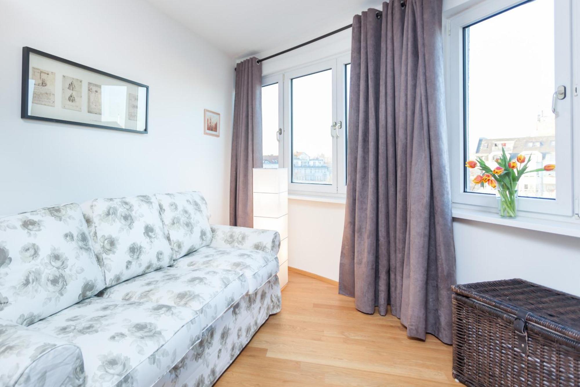 The Maybach - Rooftop Living Xberg, 1Br, 1 Living Room, Group & Family Friendly, 2 - 4 Guests, Berlin